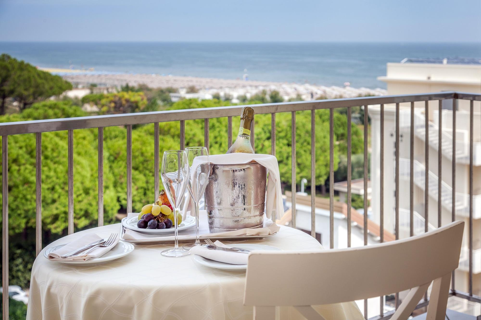 Hotel Doge Milano Marittima Exterior photo