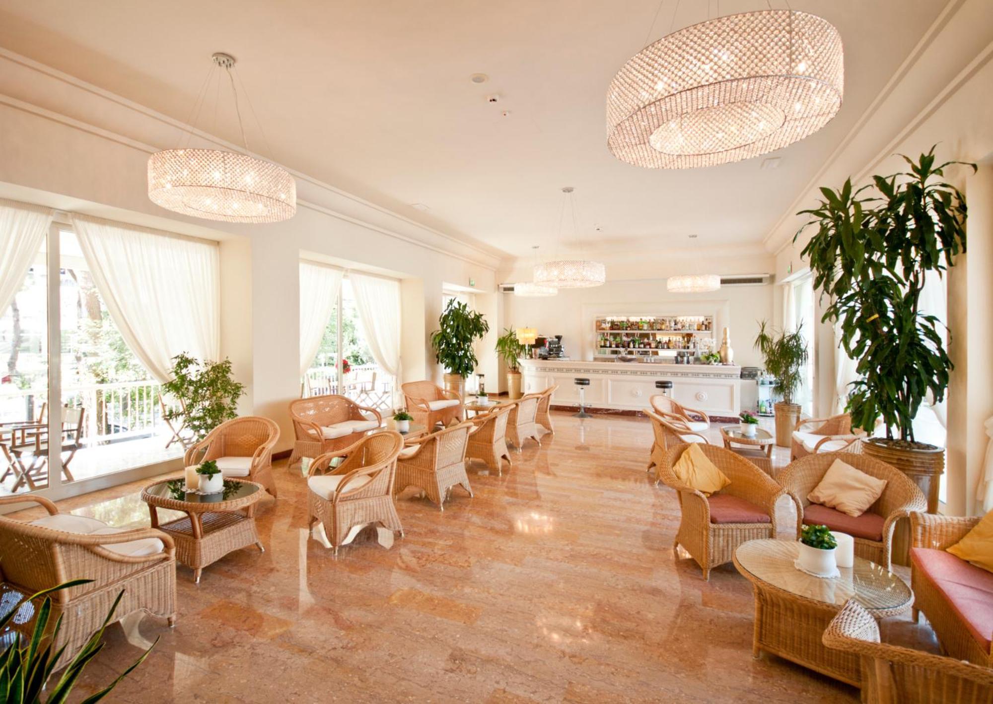 Hotel Doge Milano Marittima Exterior photo