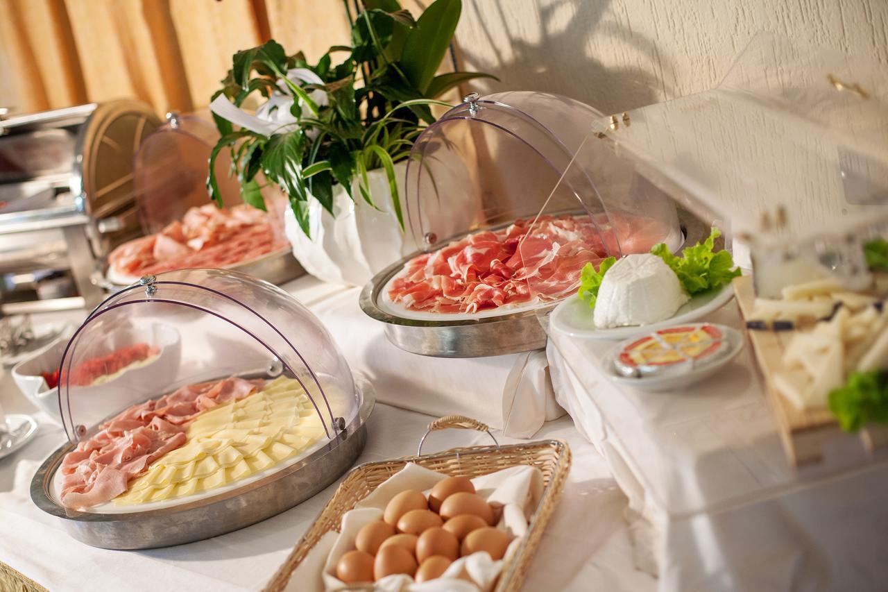 Hotel Doge Milano Marittima Exterior photo