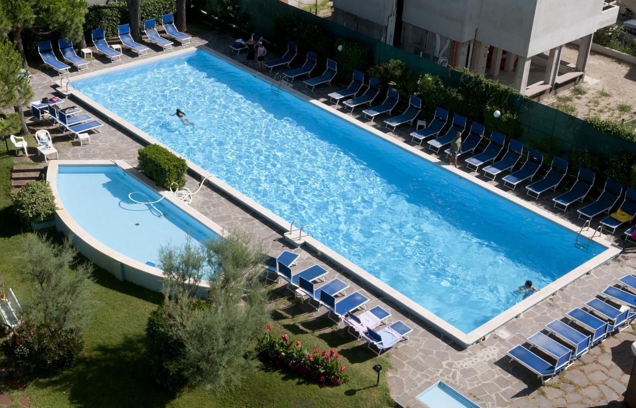 Hotel Doge Milano Marittima Exterior photo