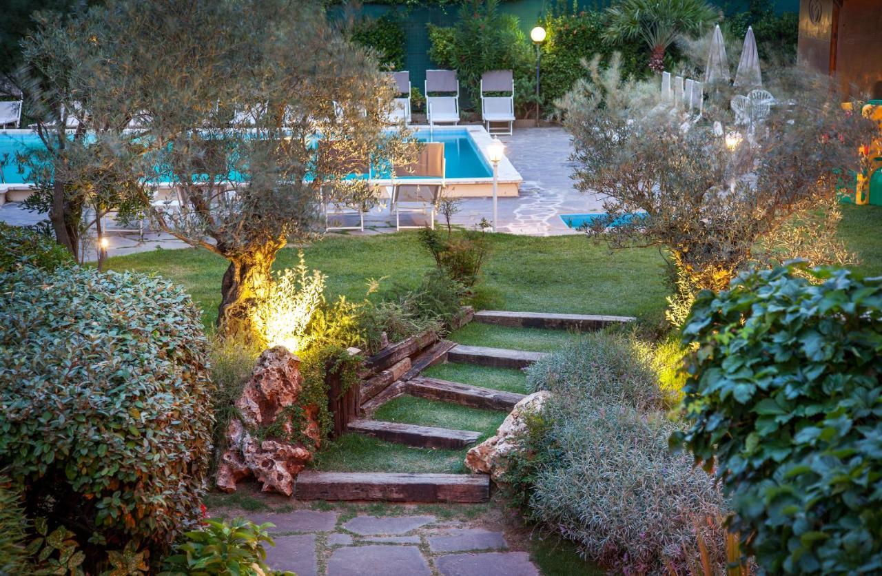 Hotel Doge Milano Marittima Exterior photo